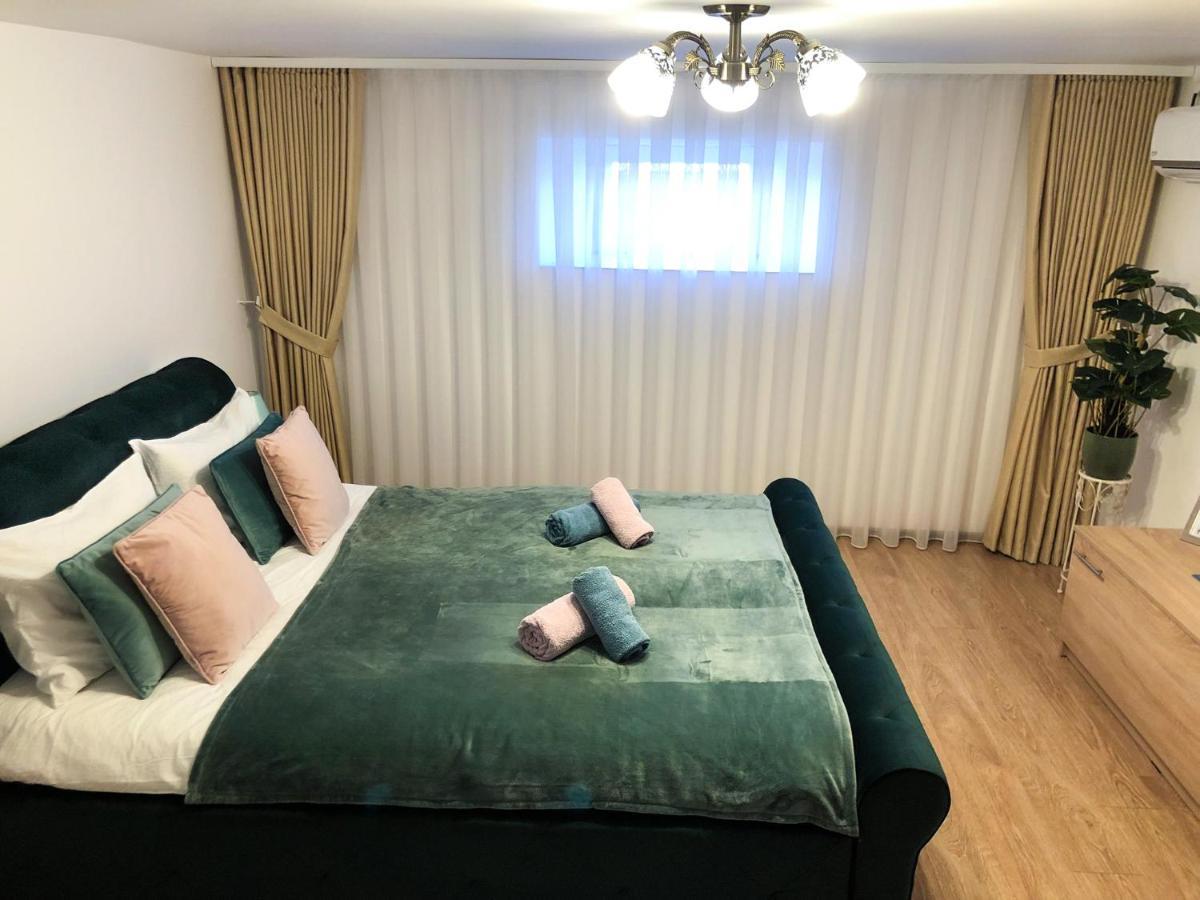 Ultra Central Apartment, Free Parking Oradea - Stray Cats Eksteriør billede