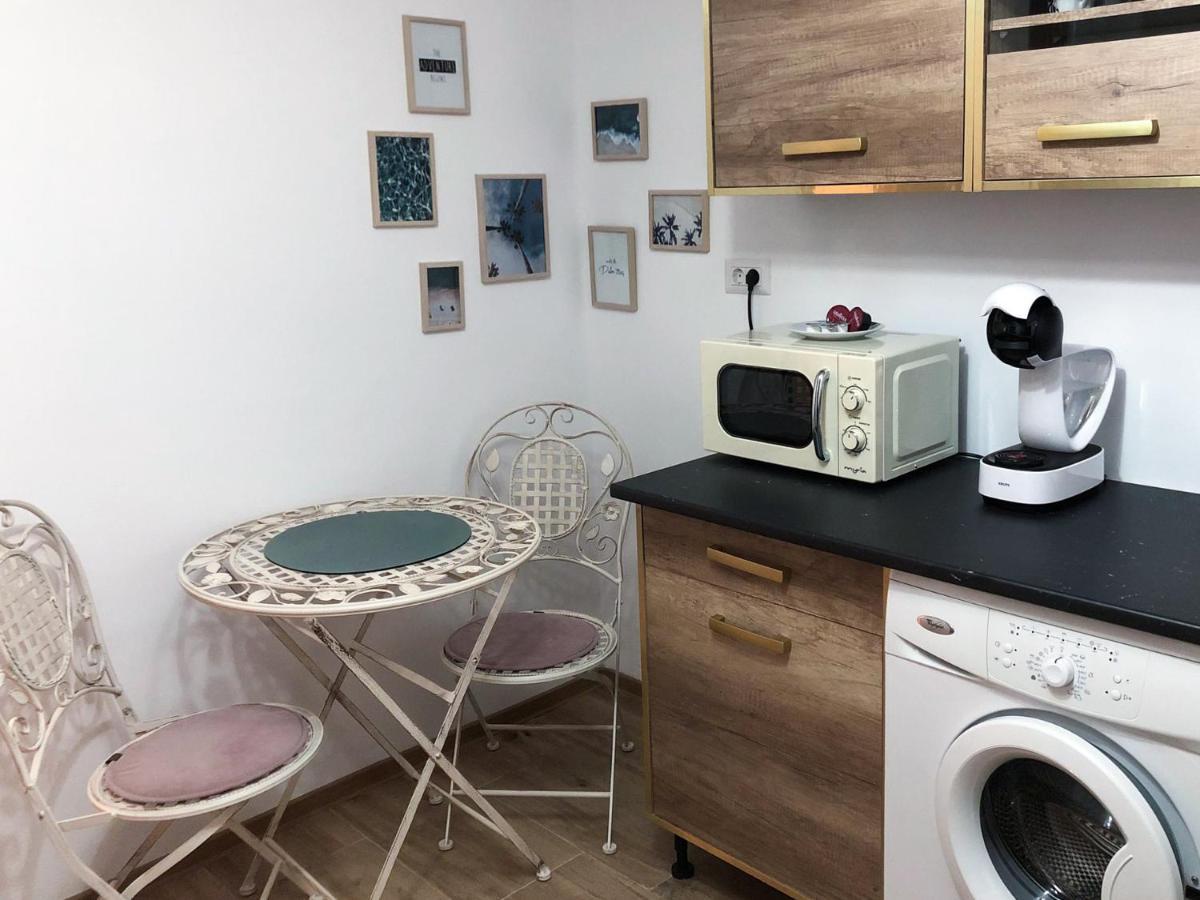 Ultra Central Apartment, Free Parking Oradea - Stray Cats Eksteriør billede